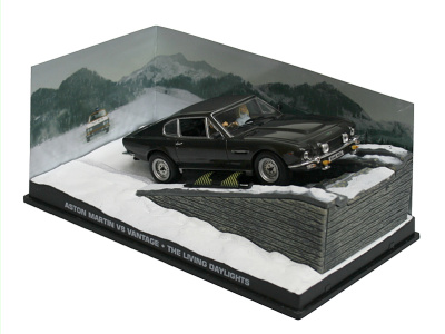 Eaglemoss Publications | M 1:43 | ASTON MARTIN V8 Vantage - James Bond Series "The Living Daylights"