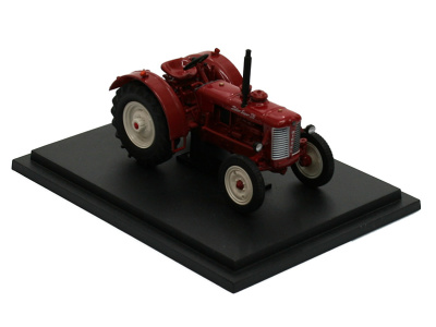 Hachette | M 1:43 | ZETOR Super 550 (1962)