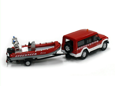 Mondo Motors | M 1:43 | IVECO Massif + boat - Bomberos