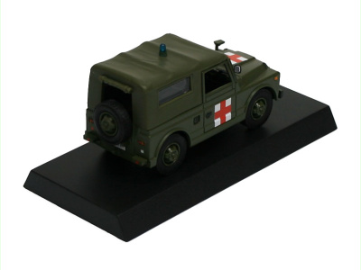 DeAgostini | M 1:43 | FIAT Nuova Campagnola - Carabinieri / Ambulance (1977)