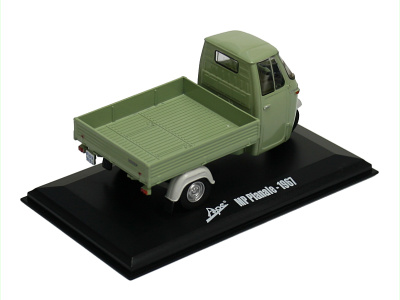 Hachette | M 1:32 | PIAGGIO Ape MP Pianale (1967)