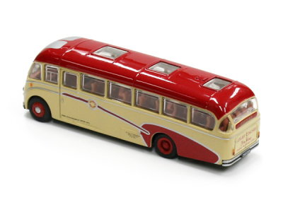 Exclusive First Editions | M 1:76 | BEDFORD SB Vega Coach (1957)