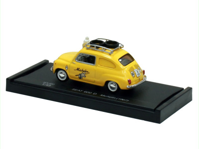 Solido | M 1:43 | SEAT 600 D - Michelin (1967)