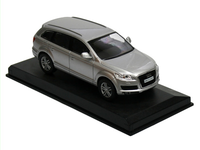 High Speed | M 1:43 | AUDI Q7 4.2 quattro (2007-2009)