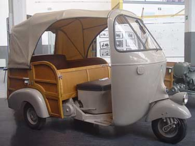 Hachette | M 1:32 | PIAGGIO Ape Ac Calessino (1965)