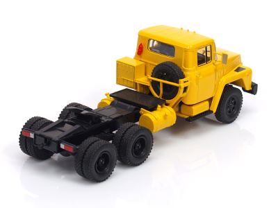 Naš Avtoprom | M 1:43 | KrAZ 252 - Ťahač (1979-1990)