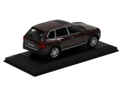 Cararama / Hongwell | M 1:43 | PORSCHE Cayenne 4.5 V8 (2004)