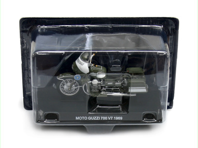 DeAgostini | M 1:24 | MOTO GUZZI 700 V7 - Polizia Stradale (1969)