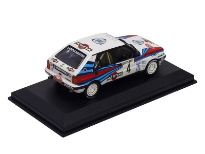 IXO | M 1:43 | LANCIA Delta Integrale - #4 - M.Biasion /T.Siviero - Winner Monte Carlo Rally (1989)