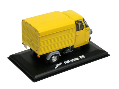 Hachette | M 1:32 | PIAGGIO Ape P601 Furgone (1978)