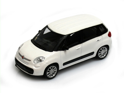 Mondo Motors | M 1:43 | FIAT Nuova 500 L (2012)