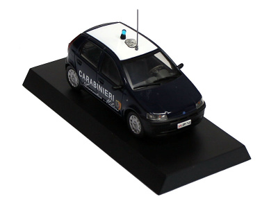 DeAgostini | M 1:43 | FIAT Punto SX - Carabinieri / Air Force Military (1999)