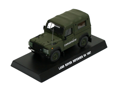 DeAgostini | M 1:43 | LAND ROVER Defender 90 - Carabinieri / Military Police (1997)