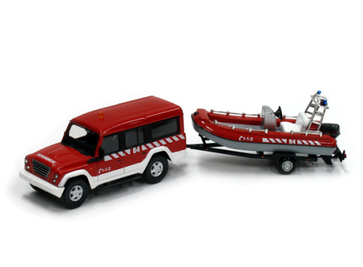 IVECO Massif + boat - Bomberos