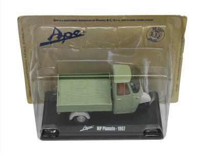 Hachette | M 1:32 | PIAGGIO Ape MP Pianale (1967)