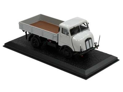 Atlas | M 1:43 | Horch H3 (1947-1949)