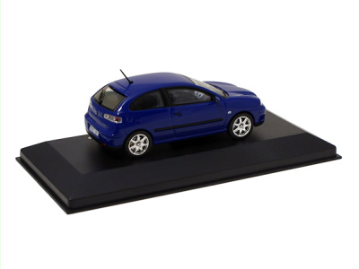 IXO | M 1:43 | SEAT Ibiza 2.0 (2002)