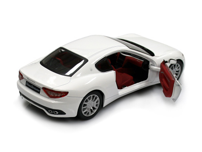 Mondo Motors | M 1:24 | MASERATI Gran Turismo (2007-)