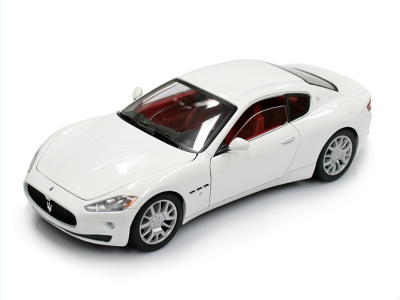 Mondo Motors | M 1:24 | MASERATI Gran Turismo (2007-)