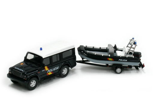 IVECO Massif + boat - Policia (E)