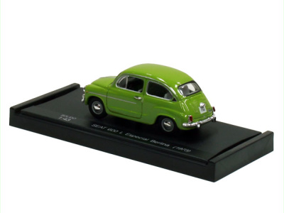 Solido | M 1:43 | SEAT 600 L Especial Berlina (1973)