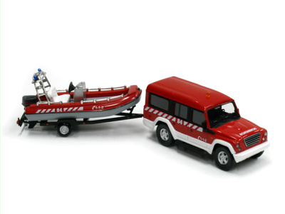 Mondo Motors | M 1:43 | IVECO Massif + boat - Bomberos