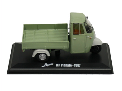 Hachette | M 1:32 | PIAGGIO Ape MP Pianale (1967)