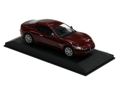 DeAgostini | M 1:43 | MASERATI GranTurismo (2007)