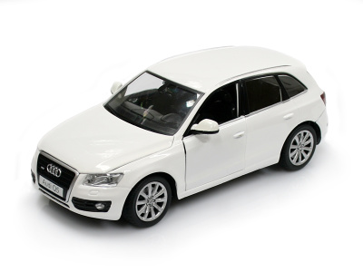 Mondo Motors | M 1:24 | AUDI Q5 (2008-)