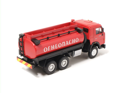 Bauer | M 1:43 | KAMAZ 54115 Cisterna "Огнеопасно"