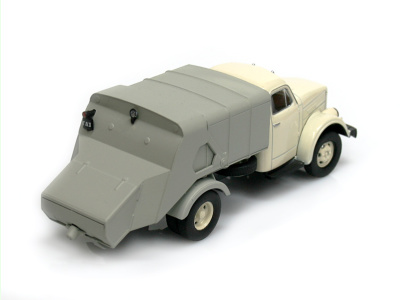 DeAgostini | M 1:43 | GAZ 51A (93M) - Smetiarsky Voz (1955)