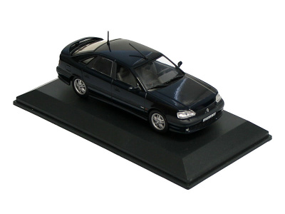 Universal Hobbies | M 1:43 | RENAULT Safrane Biturbo Baccara (1993)