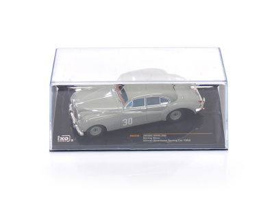 IXO | M 1:43 | JAGUAR MKVII #30 Stirling Moss Silverstone (1952)