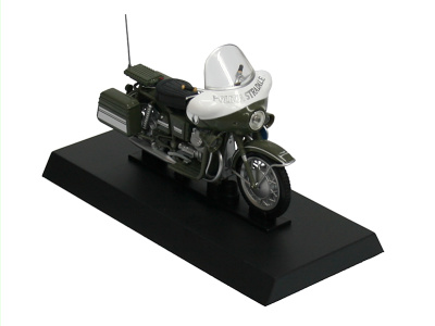 DeAgostini | M 1:24 | MOTO GUZZI 700 V7 - Polizia Stradale (1969)