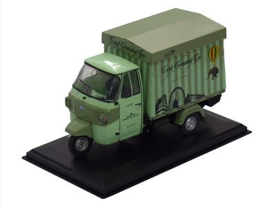 Hachette | M 1:32 | PIAGGIO Ape Classic "C'est comme ça" (2007)