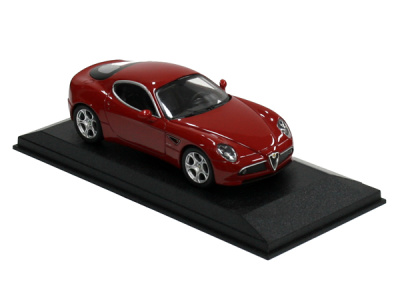 Cararama / Hongwell | M 1:43 | ALFA ROMEO 8C (2008)