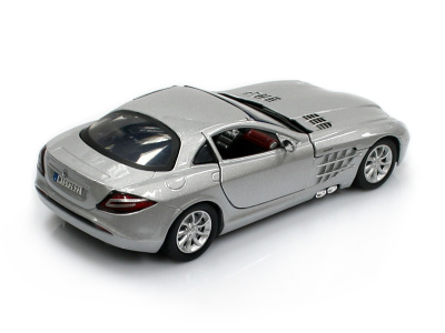 Mondo Motors | M 1:24 | MERCEDES BENZ SLR McLaren (2003-2010)